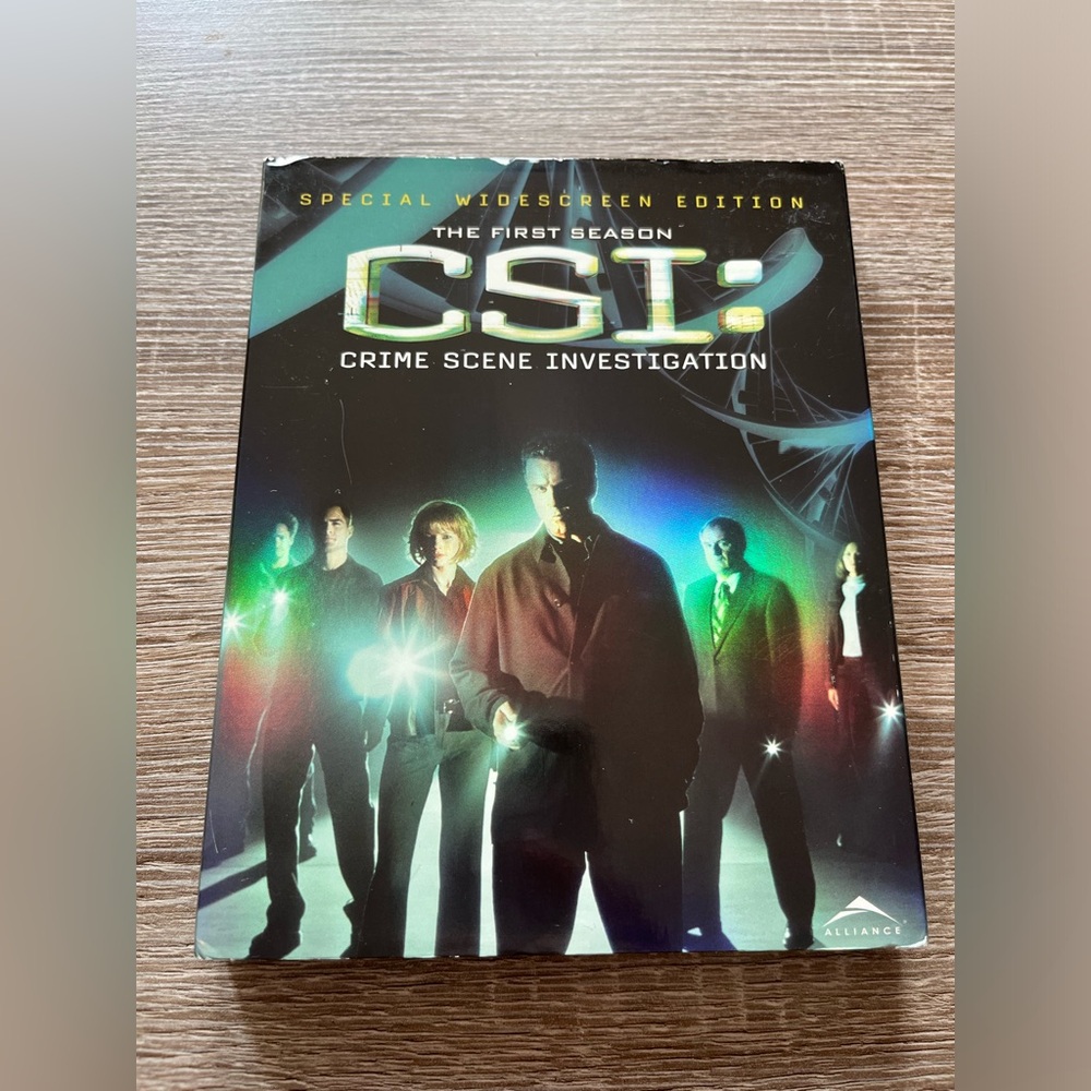 📀 3/$15 or 4/$20 📀 CSI Season 1 Bluray
